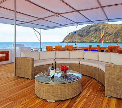 Archipel Galapagos Islands leisure Atc Cruises for travellers